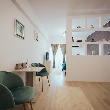 Homey Studio 툴체아 외부 사진